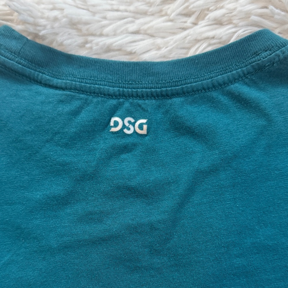 DSG Dick’s Sporting Goods Teal Athletic Cropped Graphic Tee Girls/Juniors Retro - Picture 6 of 6